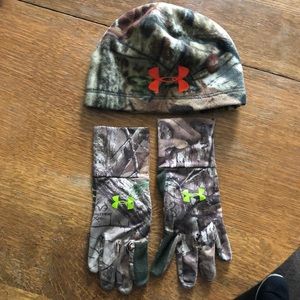 Under Armour Men’s Gloves & Hat